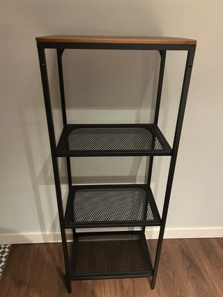 Estantería Metálica y Madera