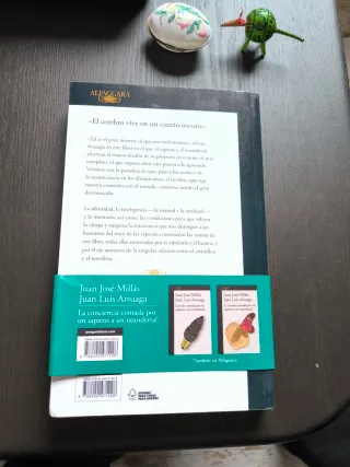 La conciencia contada por un sapiens a un neand...