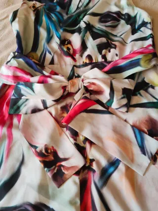 Vestido estampado floral talla 44