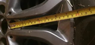 4 RUEDAS CON LLANTAS DE ALUMINIO.