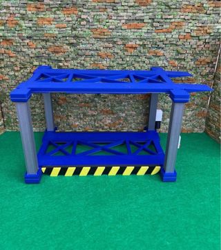 Elevador/Expositor – Escala 1:18