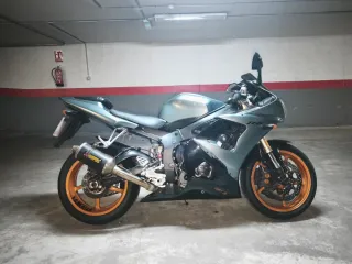 Yamaha R6 2005