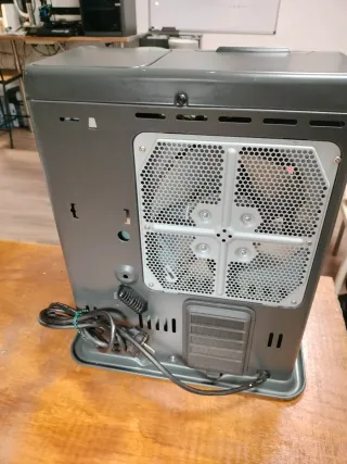 Estufa de parafina gris