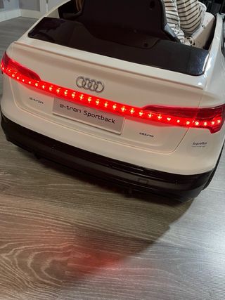 Coche Eléctrico Audi e-tron Niños