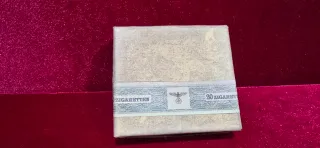 Antiguo Paquete de cigarrillos Das Reich