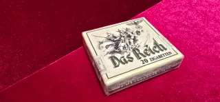 Antiguo Paquete de cigarrillos Das Reich