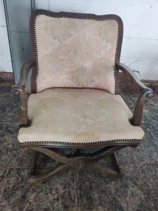 Sillones de madera antiguos estilo francés