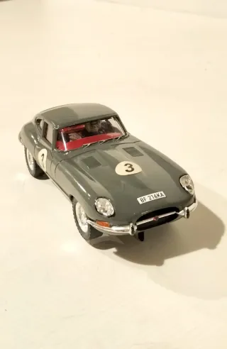 Jaguar réplica Iberslot Scalextric