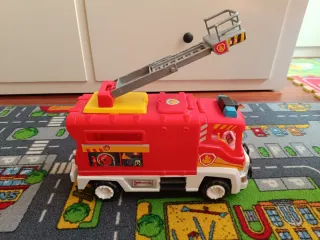 Camión Bomberos PinyPon Action