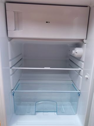 Nevera Jocel bajo encimera