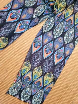 Nuevo.Mono Desigual estampado talla L