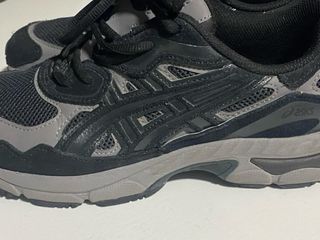 ASICS GEL Zapatillas Negras y Grises