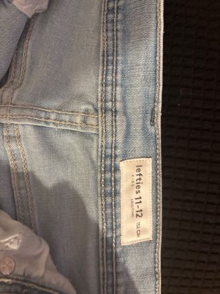 Pantalones vaqueros niño