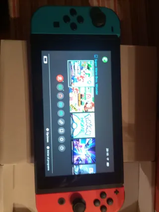 Nintendo Switch Azul y Rojo
