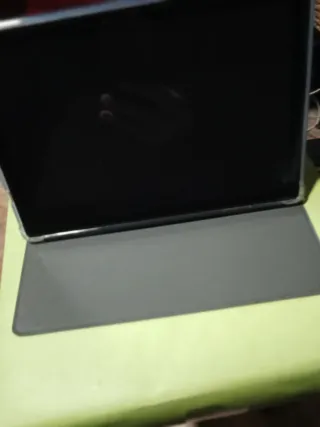 Tablet con Teclado y Ratón Inalámbrico