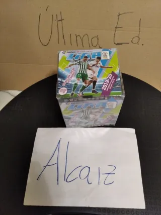 Caja de cromos Liga Esre 2019-20. Última edición