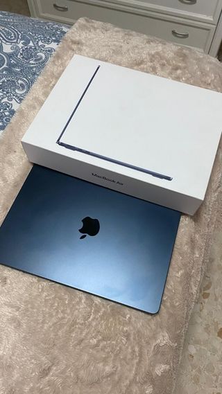 MacBook Air Azul Marino