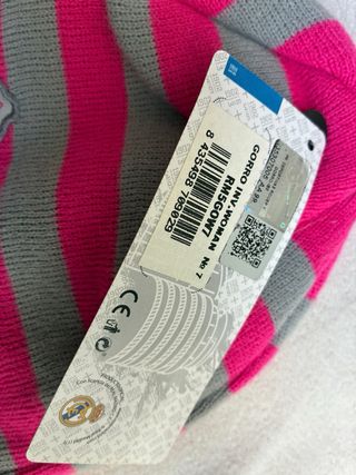 Gorro Real Madrid niña rayas rosa y gris