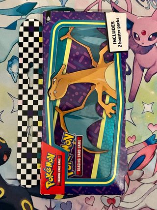 Caja Pokémon Charizard Inglés