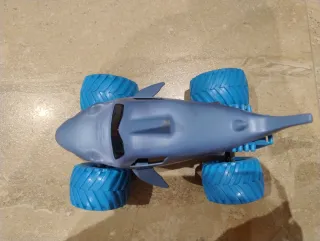Monster Truck Megalodon Tiburón Azul