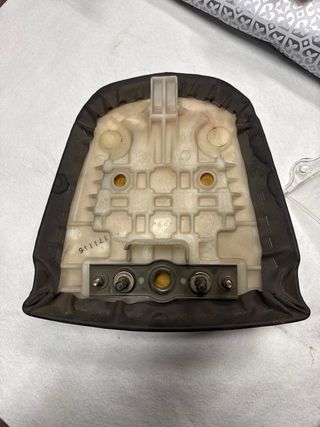 Asiento trasero Suzuki GSXR750R K5