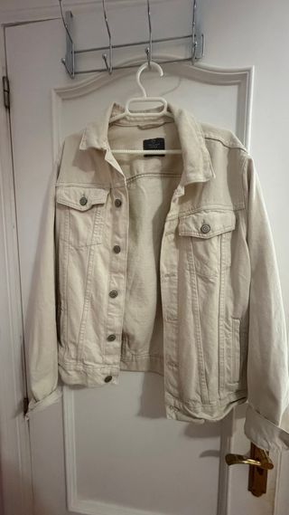 Chaqueta vaquera beige