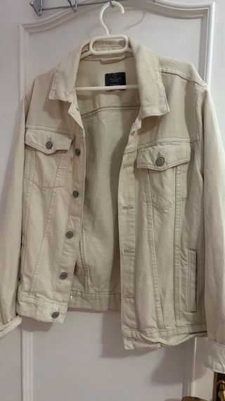 Chaqueta vaquera beige