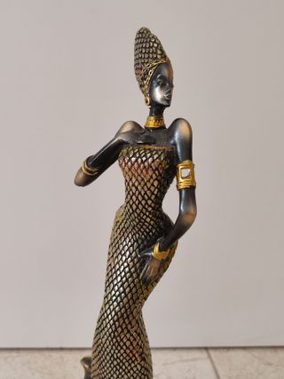 3 Figuras Decorativas Doradas