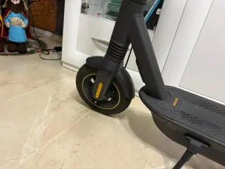 Patinete Eléctrico Plegable Segway-Ninebot Max G2