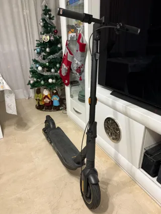 Patinete Eléctrico Plegable Segway-Ninebot Max G2