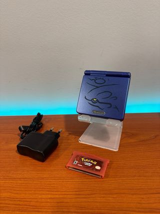 Game Boy Advance SP + Pokemon rosso
