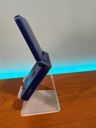 Game Boy Advance SP + Pokemon rosso