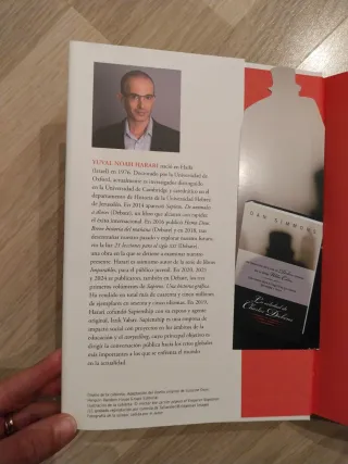 Libro Nexus Yuval Noah Harari
