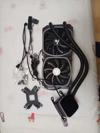 Refrigeración Líquida PC Enermax 240mm