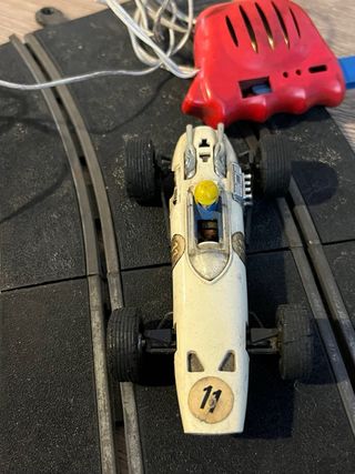 Coche Scalextric BRM C37 Nº 11 Antiguo