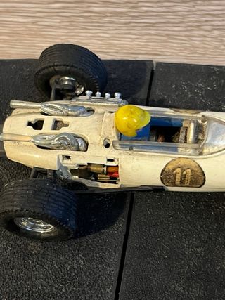 Coche Scalextric BRM C37 Nº 11 Antiguo