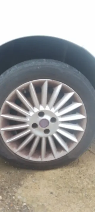 Neumático 195/55R16 Radial Tubeless