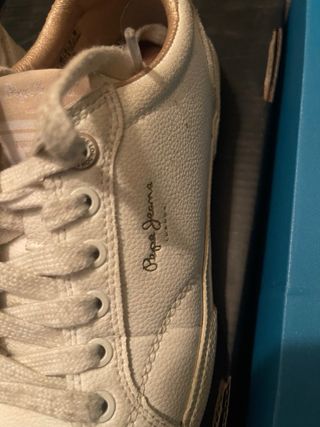 Zapatillas Pepe Jeans Blancas y Doradas