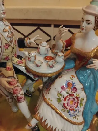 Figura porcelana J.M. Álvarez