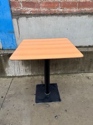 4 Mesas de Bar Madera y Metal