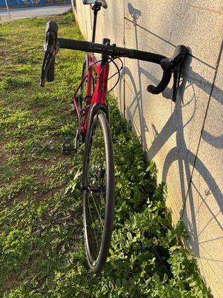 Bicicleta de carretera Cannondale aluminio