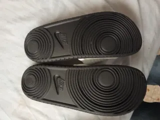 Chanclas Nike Talla 36 y talla 42  Blancas