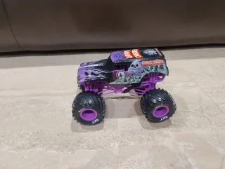 Hot Wheels Grave Digger Camión Monstruo