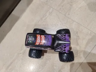 Hot Wheels Grave Digger Camión Monstruo