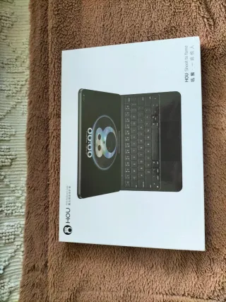 Capa com Teclado para iPad Branco