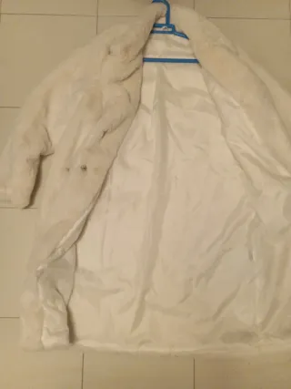 Abrigo largo de pelo beige/blanco