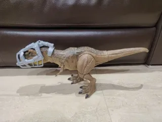 Dinosaurio T-Rex con accesorio