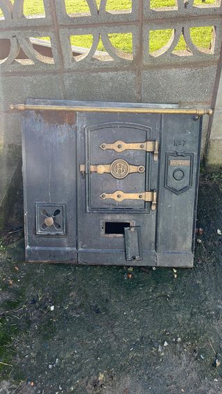 Cocina de leña y carbón antigua