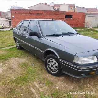 Renault 21 1989