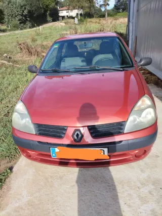 Renault Clio 2004